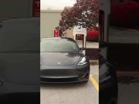 Tesla Supercharging Basics in 30 seconds #shorts