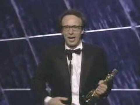 &quot;Life Is Beautiful&quot; Wins Foreign Language Film: 1999 Oscars