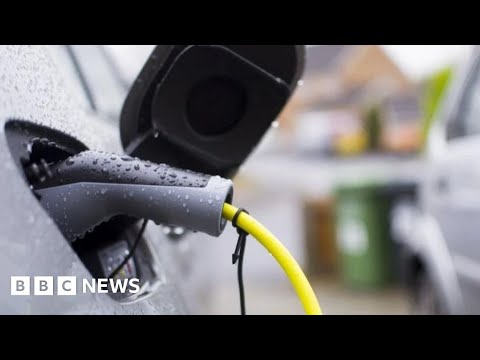 £1 Billion Investment: UK&#039;s Biggest EV Battery Gigafactory Unveiled in Sunderland