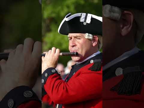 🇺🇸U.S. Army 3rd Infantry Regiment “The Old Guard” Soldier Plays Fife During Ceremony 🎶 #army